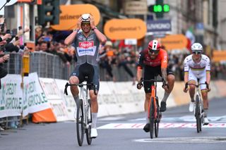 Milan-San Remo: Long sprint nets Mathieu van der Poel victory in thrilling three-way battle against Filippo Ganna and Tadej Pogačar