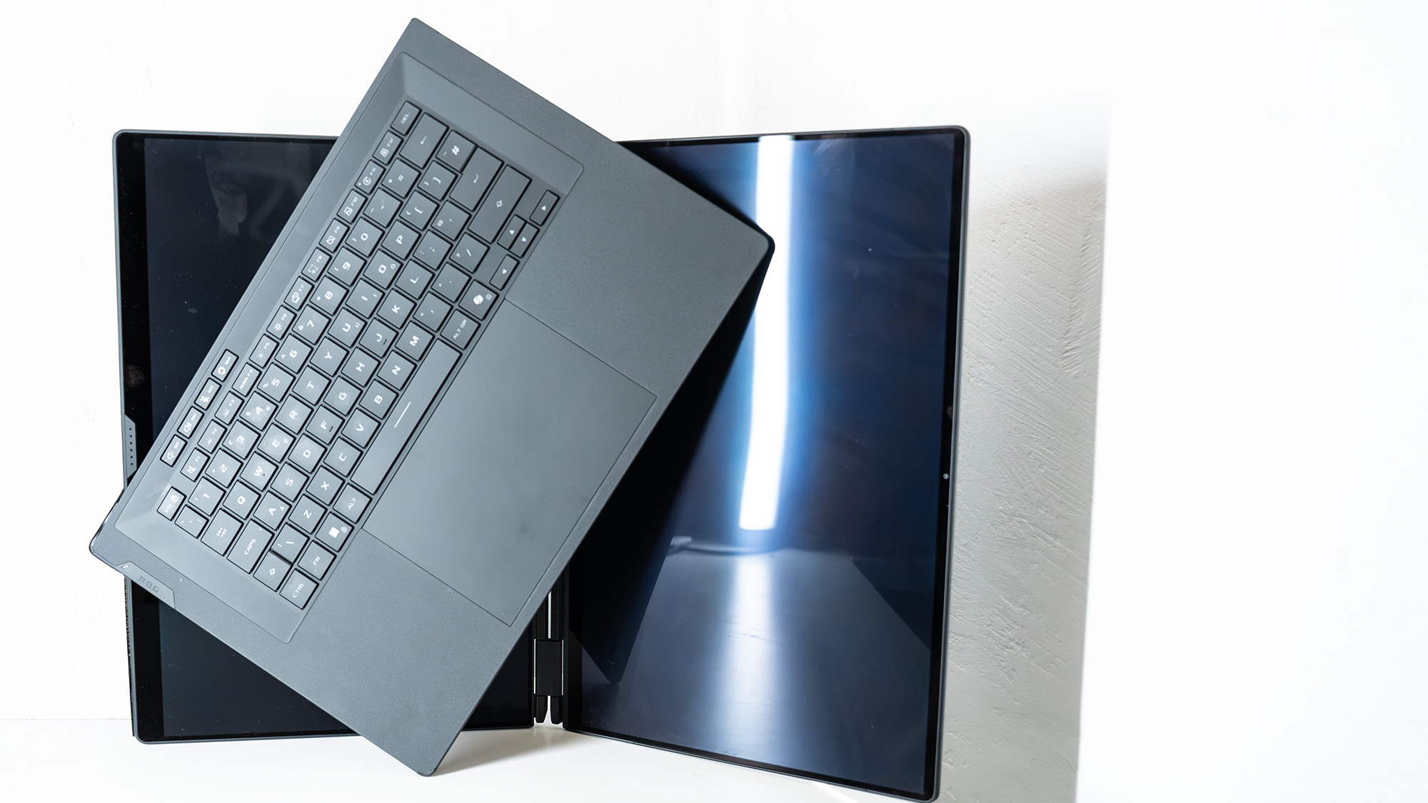 Asus ROG Zephyrus Duo 16