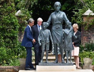 Sculptor Ian Rank-Broadley, Earl Spencer and Lady Sarah McCorquodale were present at the statue unveiling along with Prince Harry and Prince William