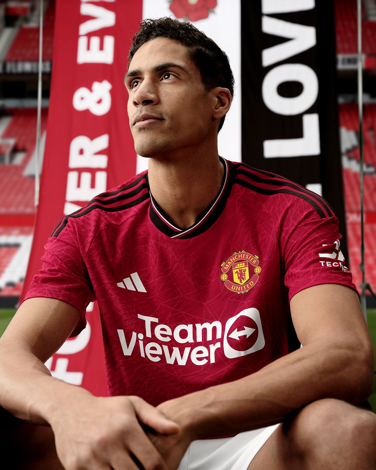 Adidas Manchester United home shirt 2023/24
