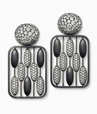 Hemmerle earrings design collection