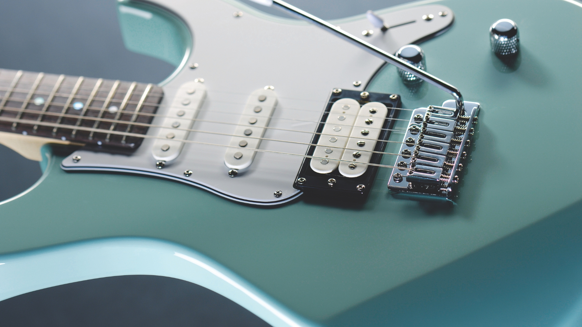 Close up of the pickups on a Yamaha Pacifica 112V