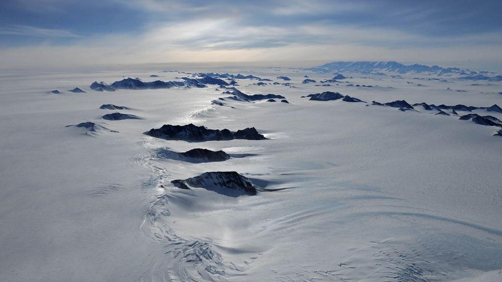 Foto der Ellsworth Mountains, auf der Durchreise zum Subglacial Lake Ellsworth, Dezember 2012