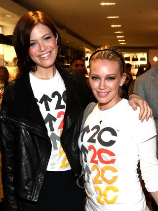 Mandy Moore and Hilary Duff