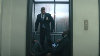 Luther in Elevator, Umbrella Academy Season 4