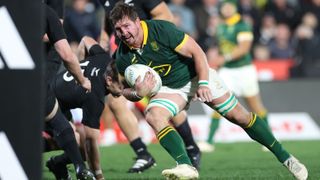 Kwagga Smith of South Africa scores a try during The Rugby Championship match between the New Zealand All Blacks and South Africa Springboks