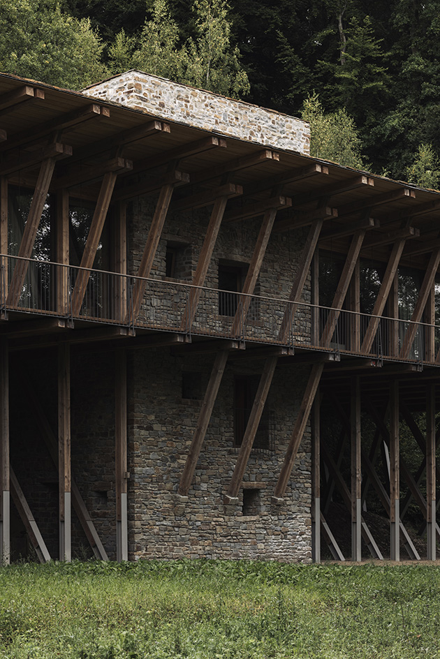 Woodstock house by BC architects &amp;amp; studies &amp;amp; materials