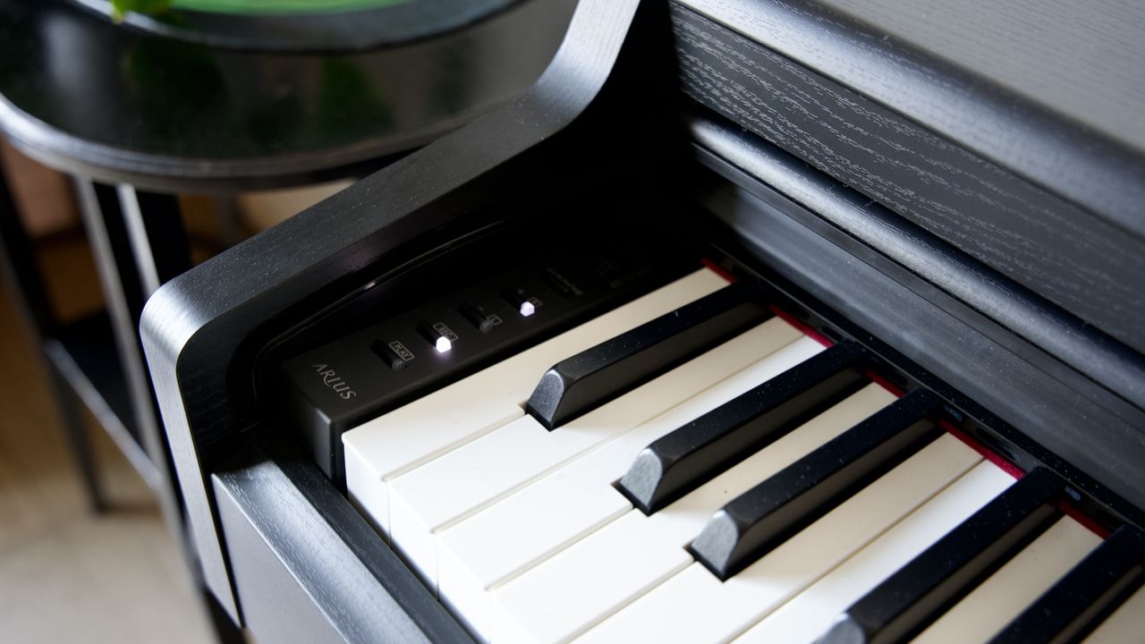 Yamaha YDP-165 review