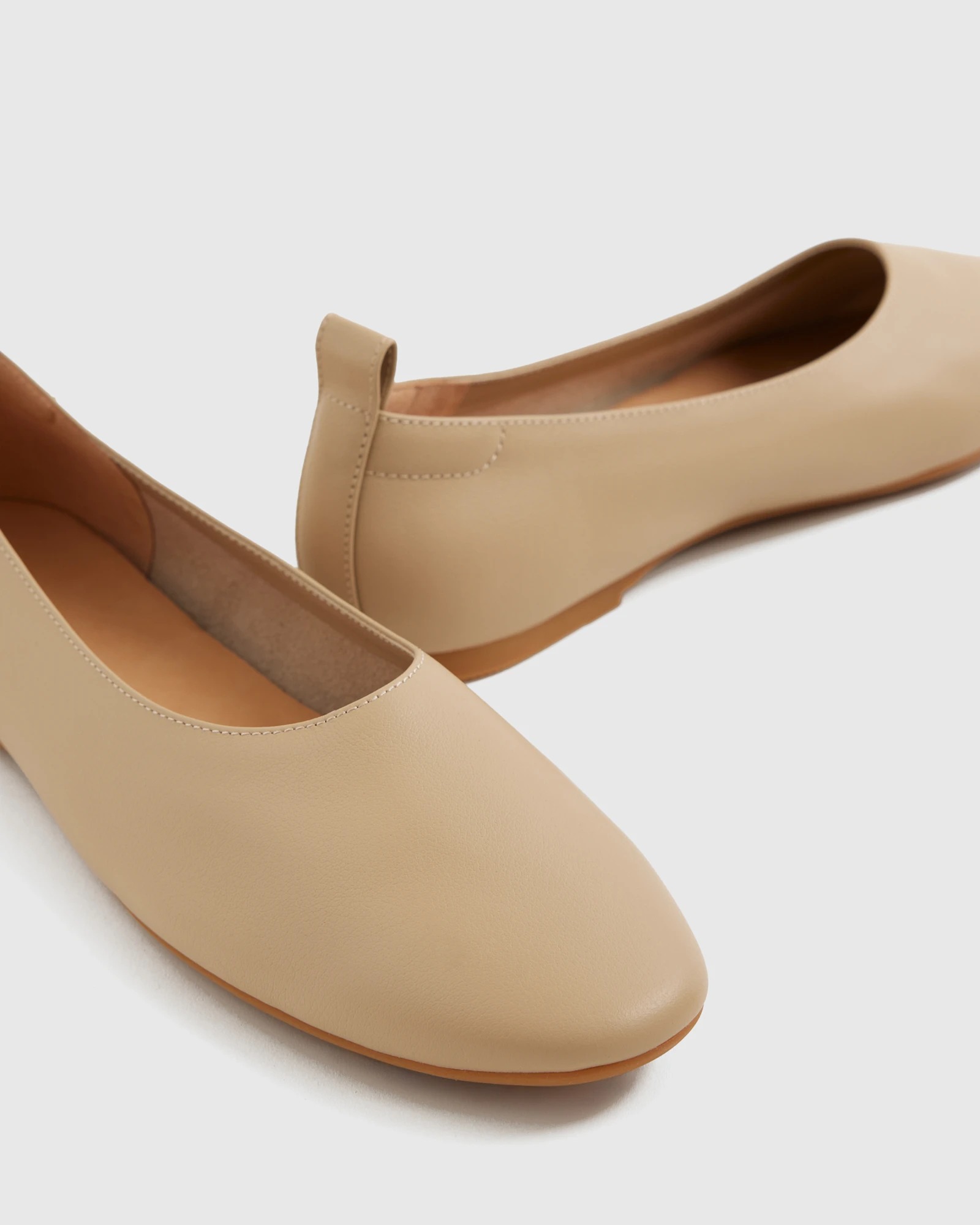 Italian Leather Glove Ballet Flats in Almond