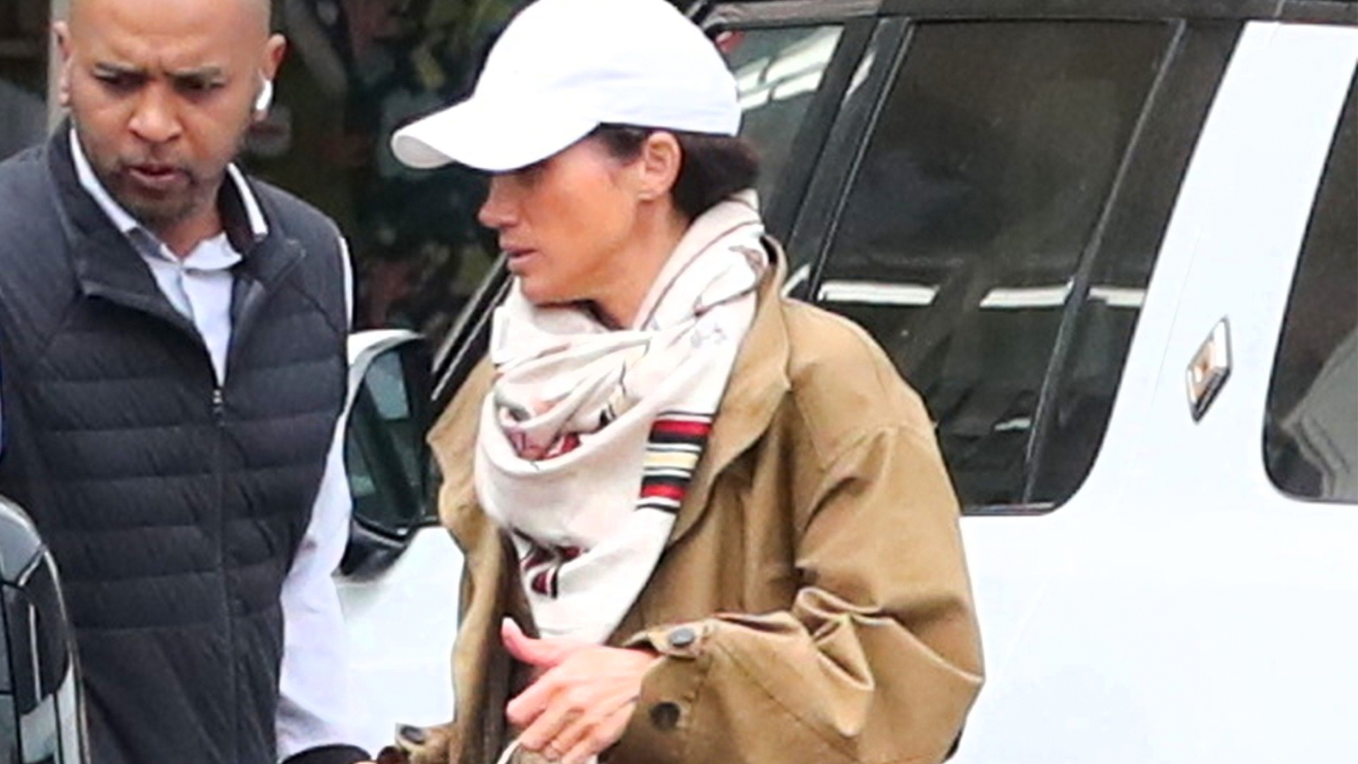meghan markle shopping toys montecito