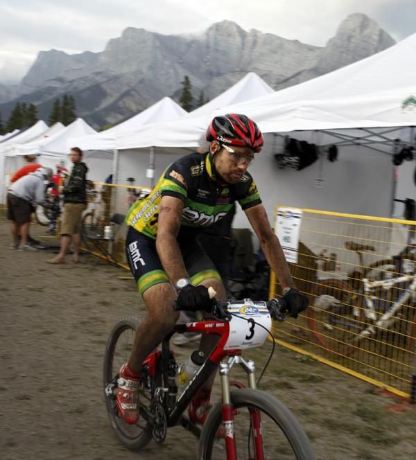 Australia's Jason English, first Elite Men, on Sunday morning leaving pit row.