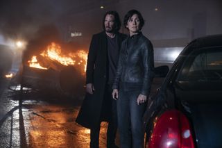 Keanu Reeves and Carrie-Anne Moss in The Matrix Resurrections