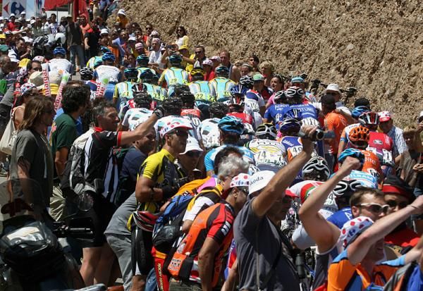 The peloton had plenty of spectators to cheer them on.