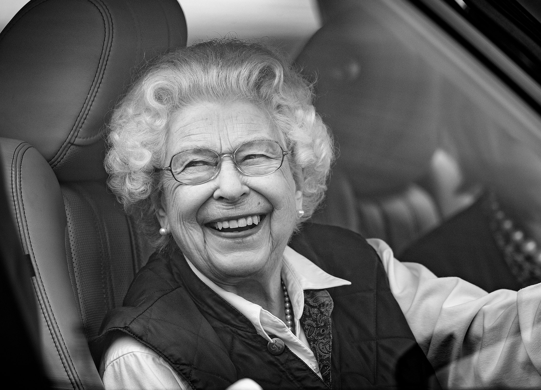 Queen Elizabeth II driving her Range Rover to the Royal Windsor Horse Show in Home Park, Windsor Castle on July 2, 2021. (Photo by Max Mumby/Indigo/Getty Images)