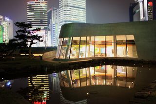 ﻿﻿Dongdaemoon Design Plaza and Park Relic Area
