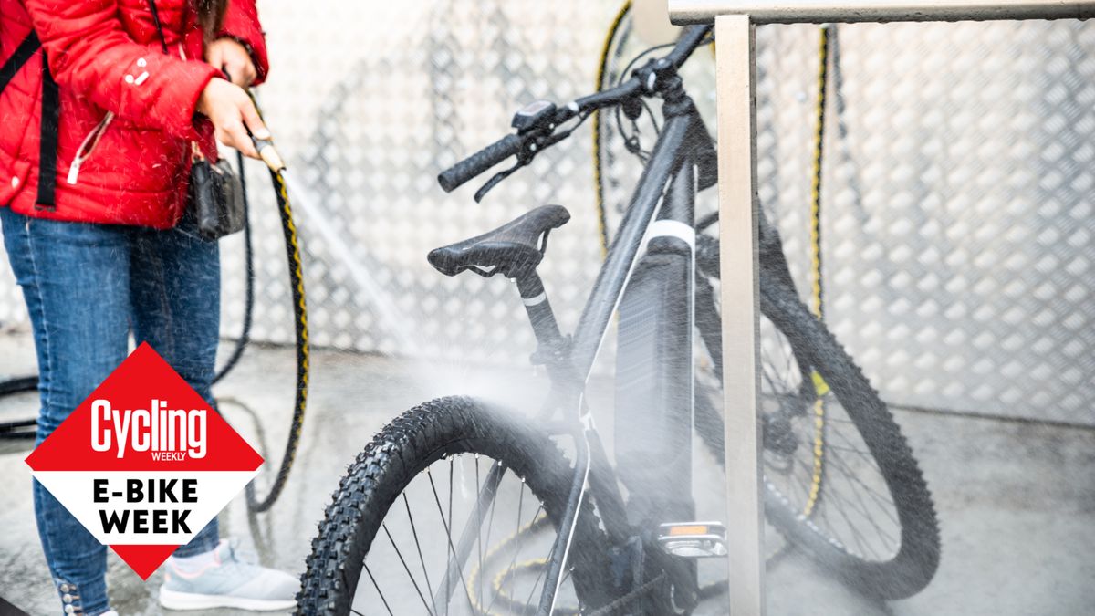 7 suggestions that will help you safely wash your electrical bike
