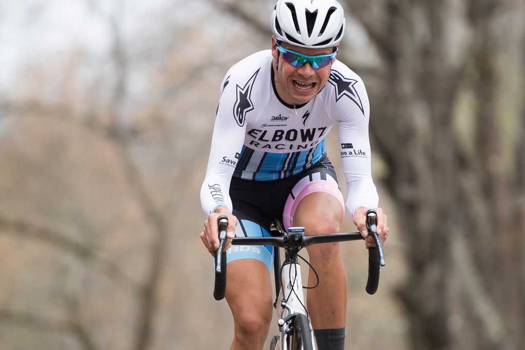 An Elbowz Racing P/B Synergy feeling the strain