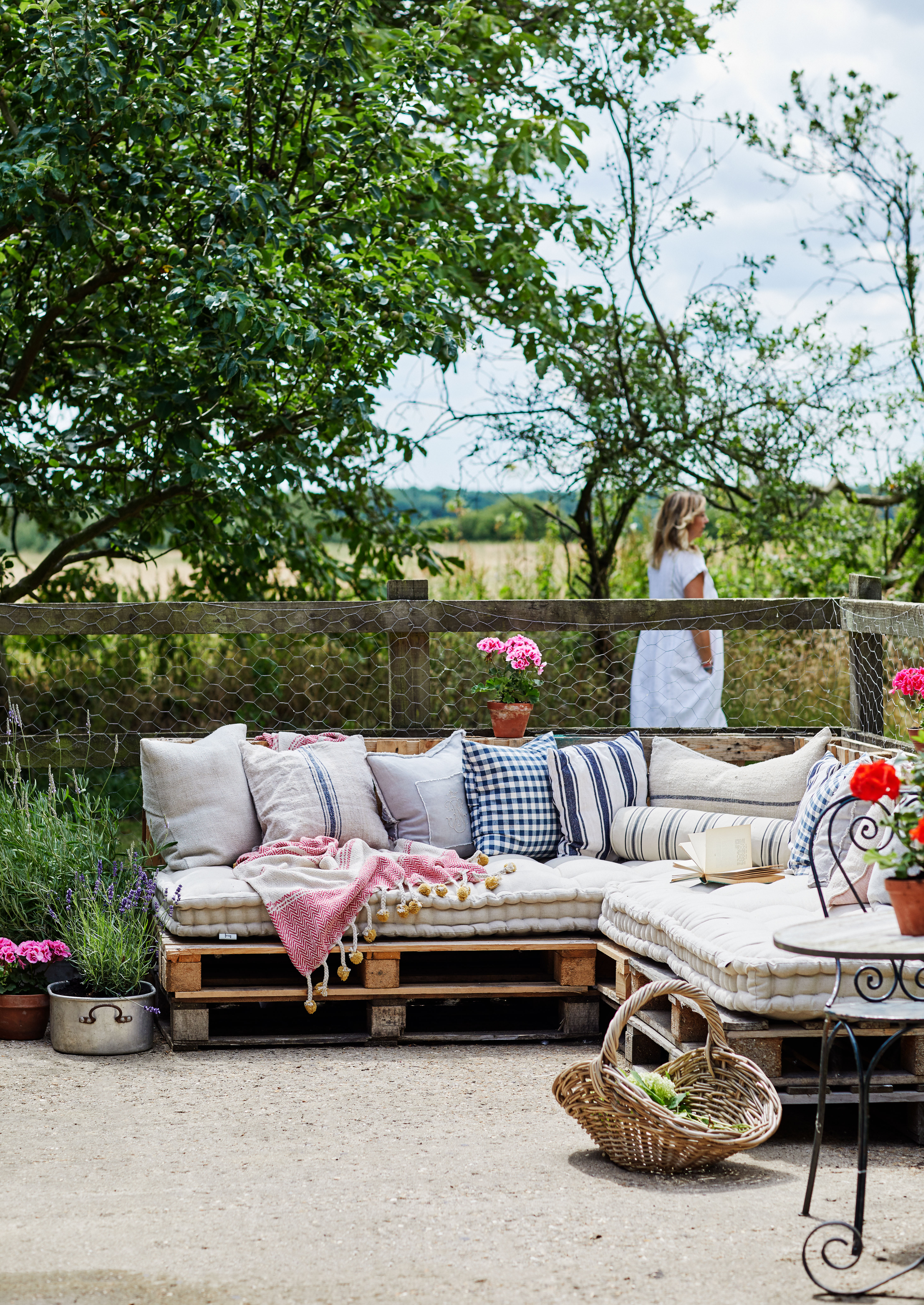 Lovatt thatched cottage pallet seating area