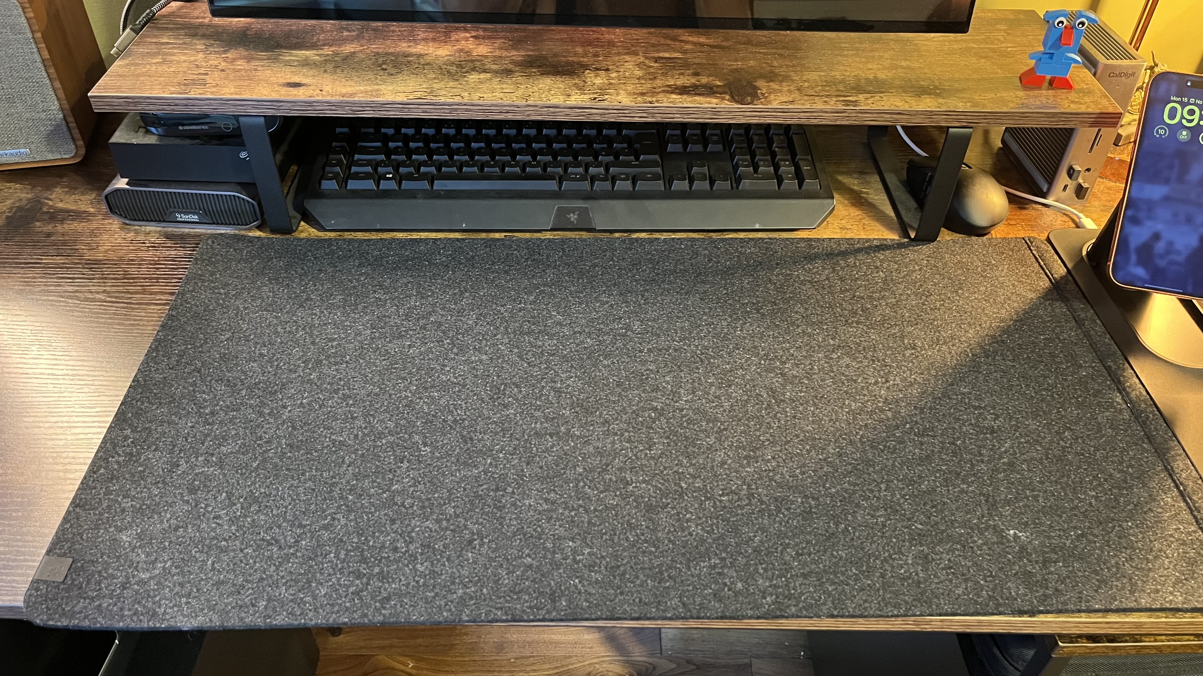 Journey ALTI LIFT desk mat on a wooden desk