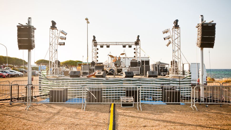 How to obtain a successful live sound with the correct speaker