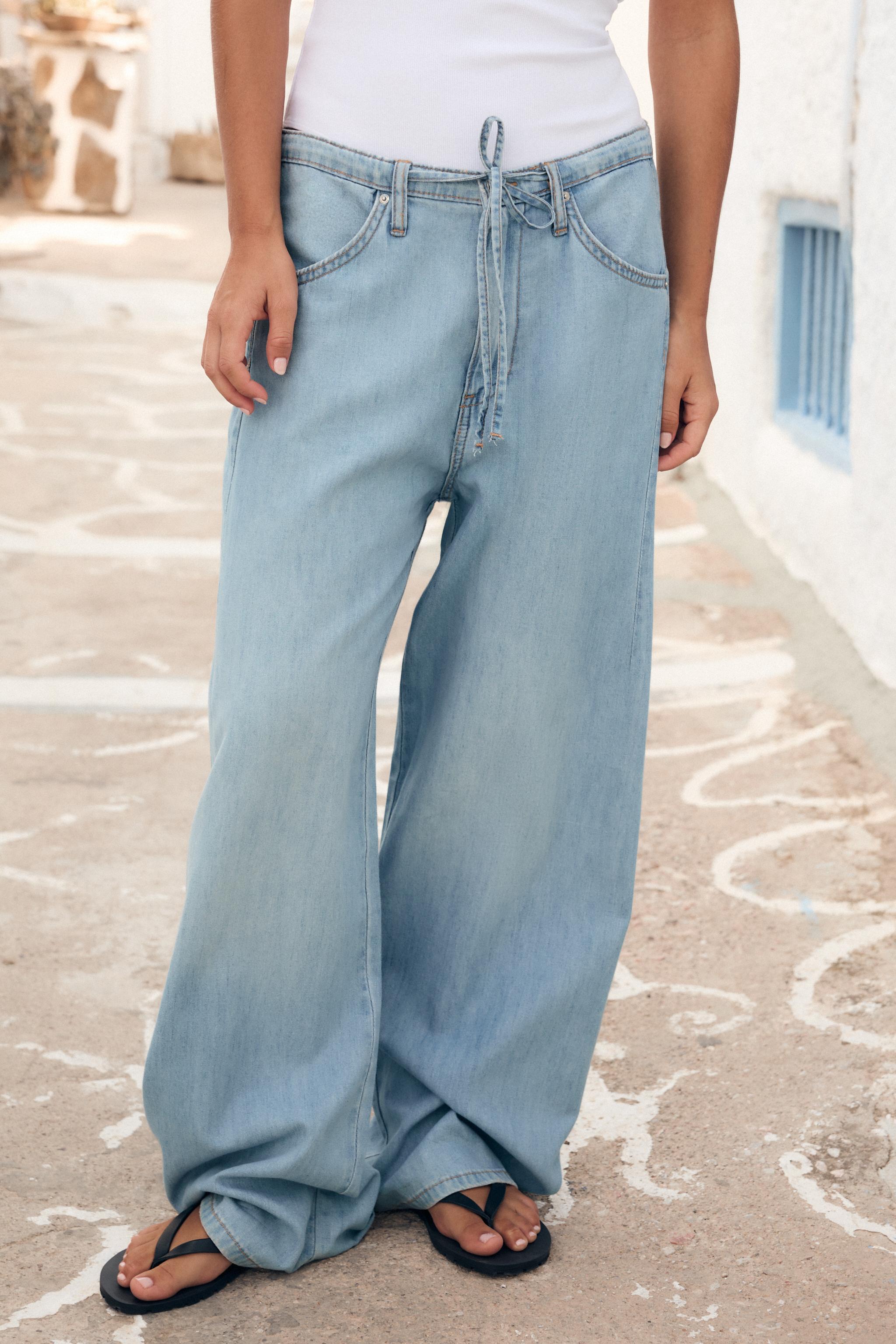 Drawstring Loose-Fitting Denim Trousers
