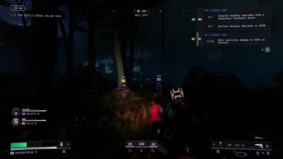 Marathon: A player walking through the swamp in Night Dire Marsh, with an SMG in their hands and a torch on.