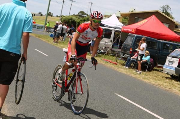 Kirsty Broun (Virgin Blue) rolls back in to the race after getting caught in the crash
