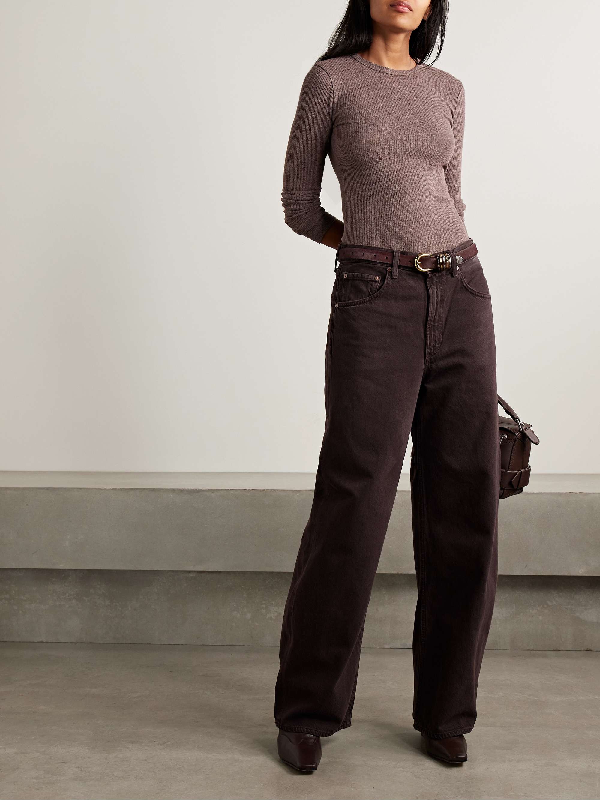 Low Curve Mid-Rise Straight-Leg Jeans