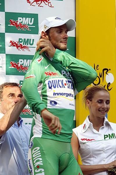 Tom Boonen with another green jersey that fits. Well, if Bernard Hinault puts it on himself, it'd better fit.