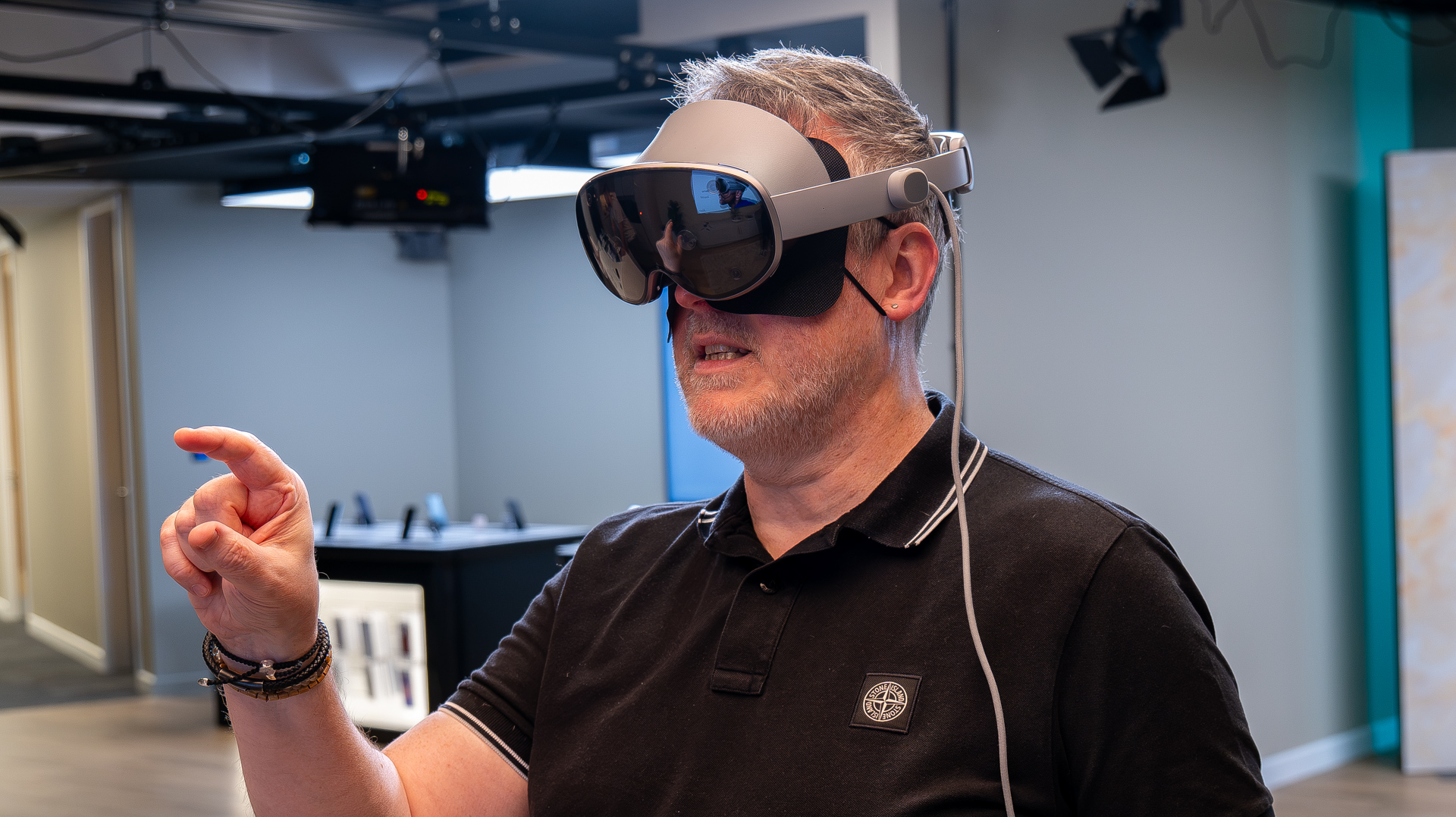 Samsung Galaxy XR review images