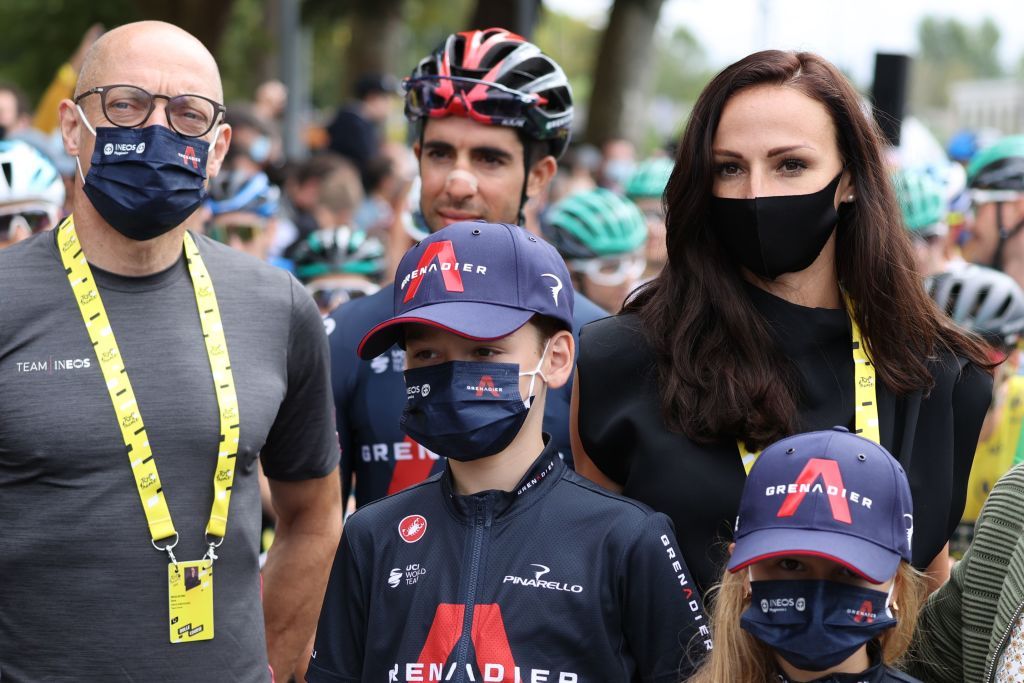 Ineos Grenadiers remembered Nico Portal before the start in Pau