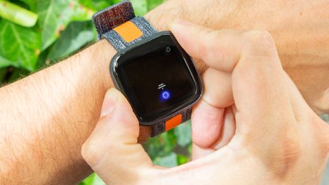 Apple Watch Series 3 Vs Fitbit Versa 2 Which 0 Smartwatch Wins Tom S Guide