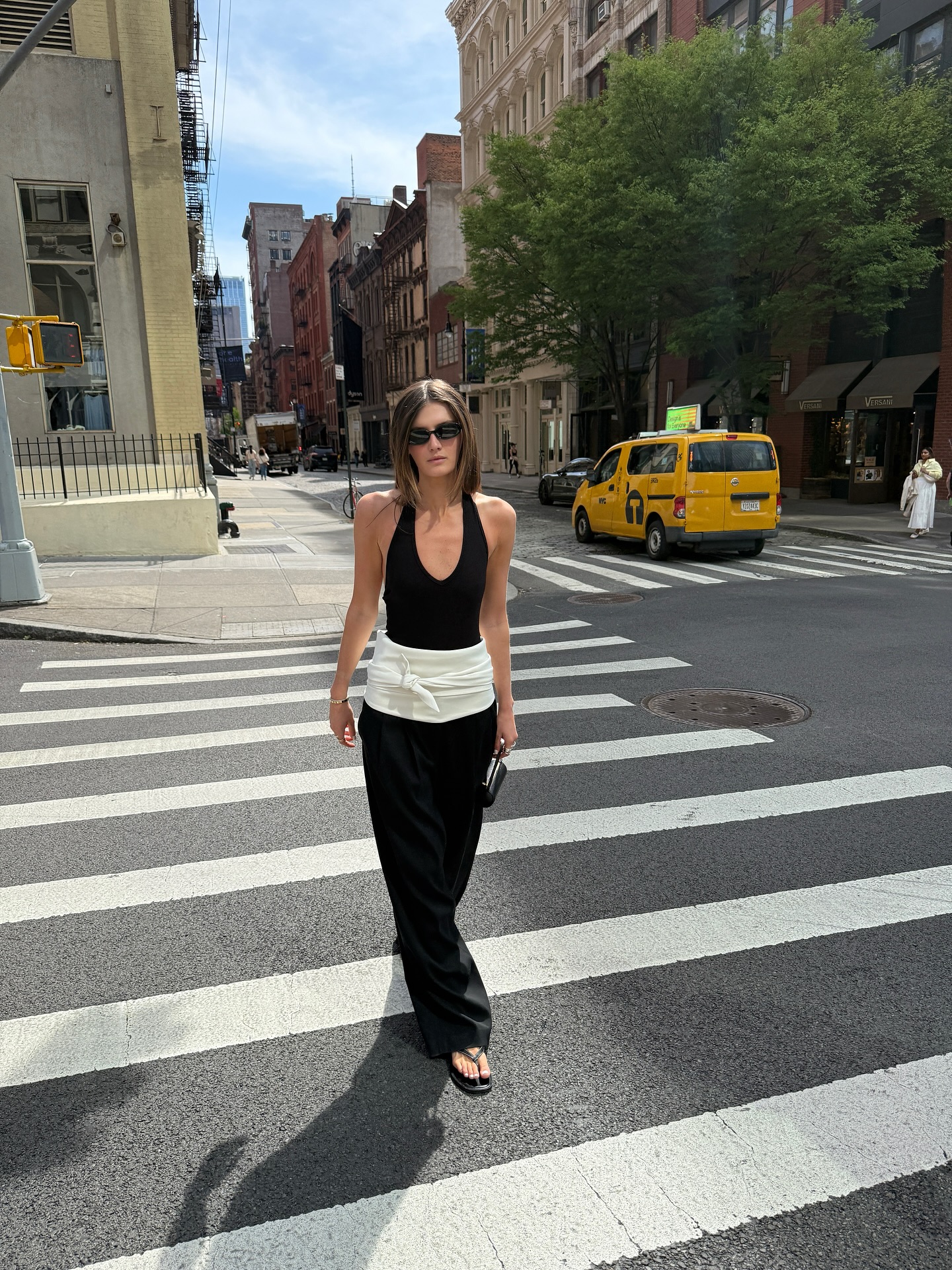 coco schiffer minimalist outfit