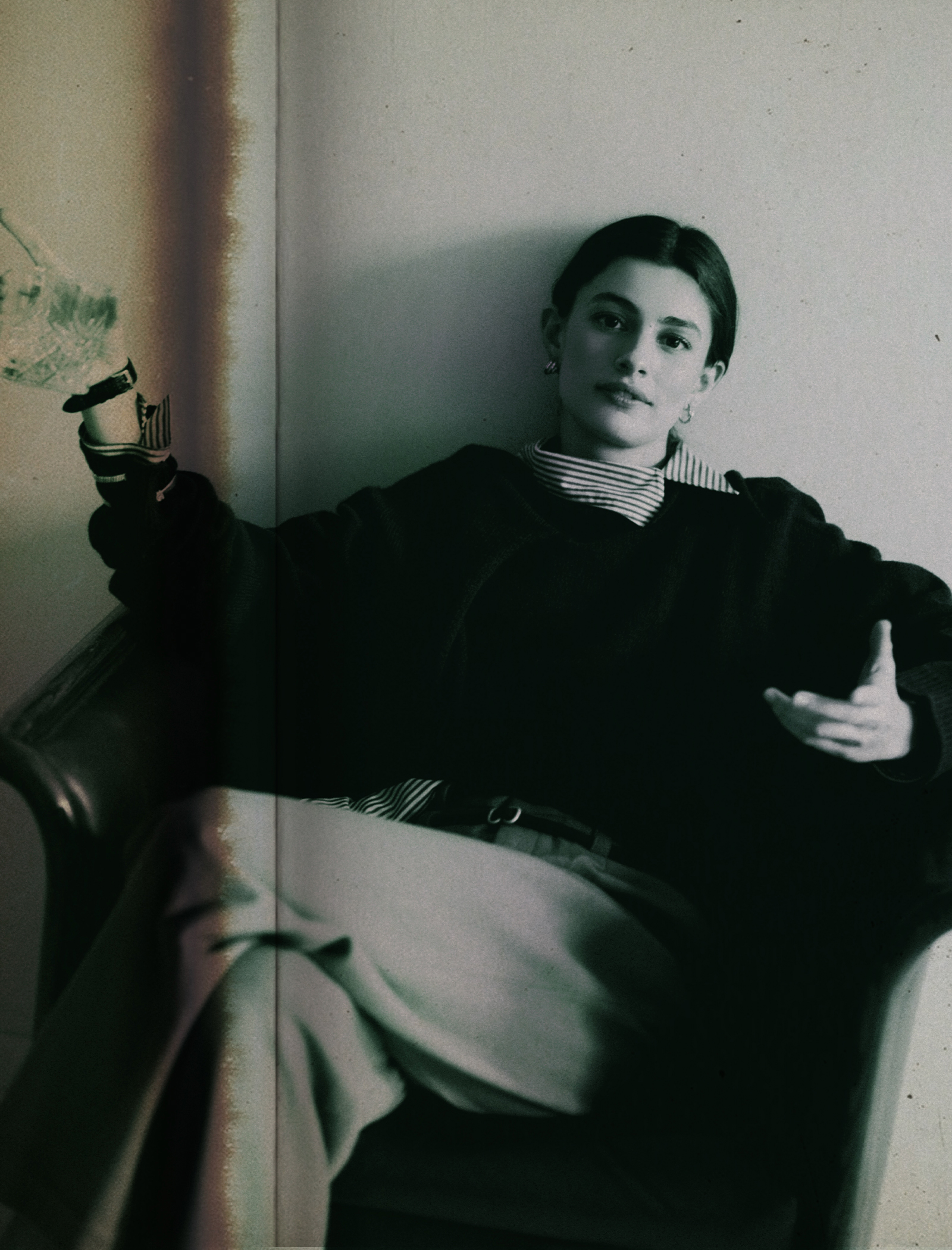 Singer, actress, and model Diana Silvers forBest Knockoff Luxury Clothing
&#039;s November In Focus feature.