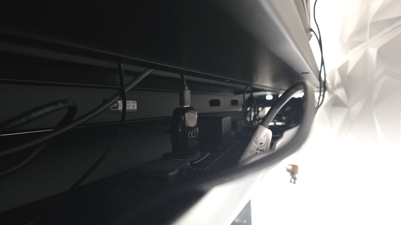 Secretlab MAGNUS Pro XL desk review