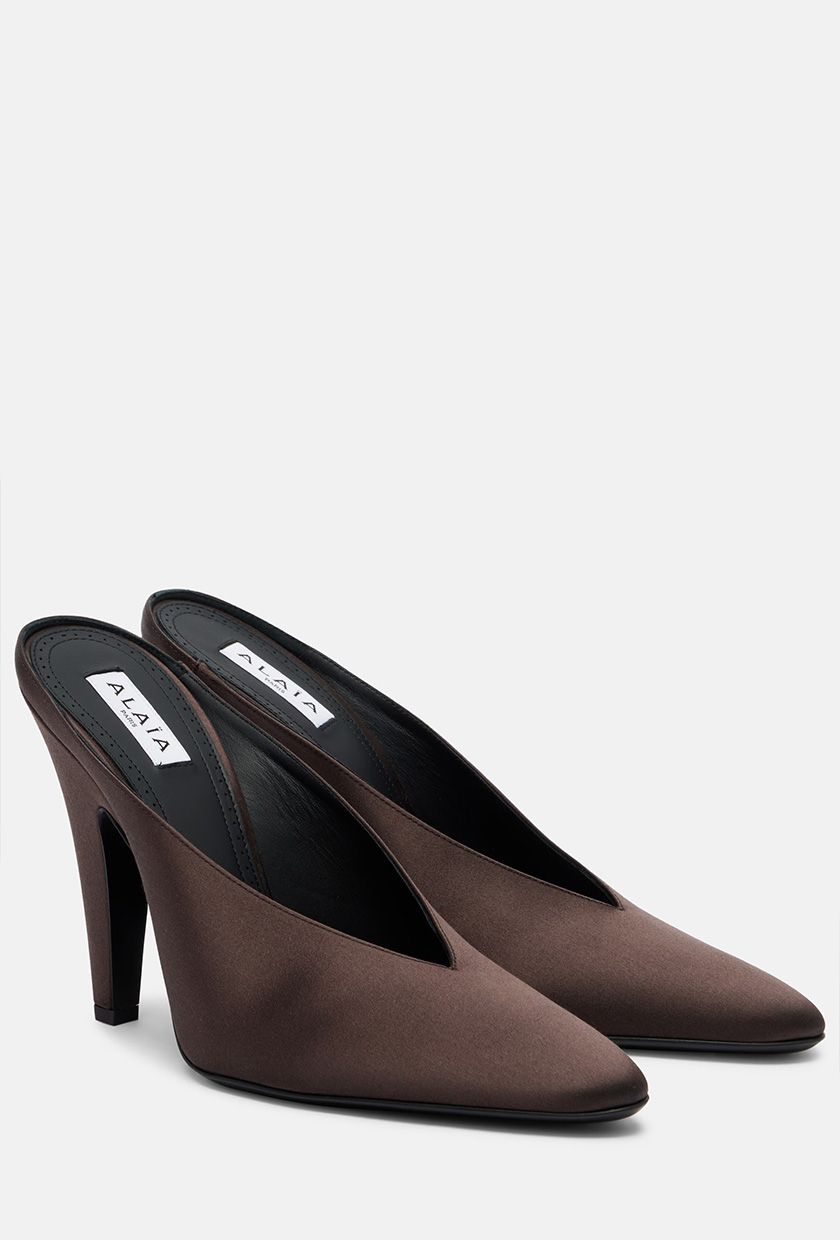 Cone satin mules