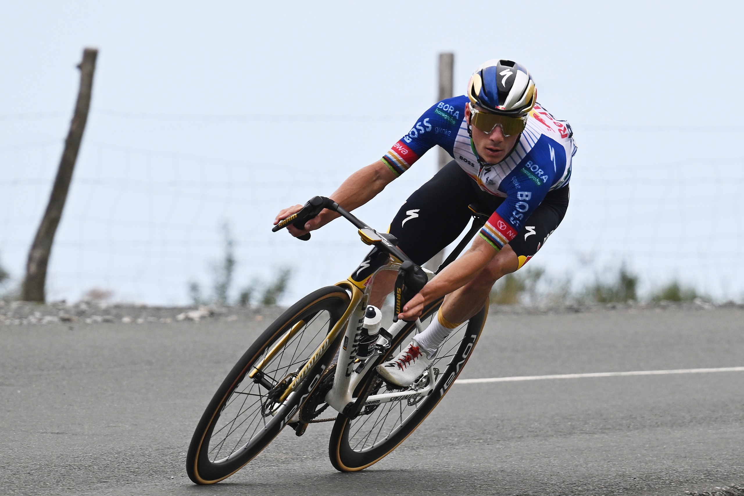 Remco Evenepoel descends