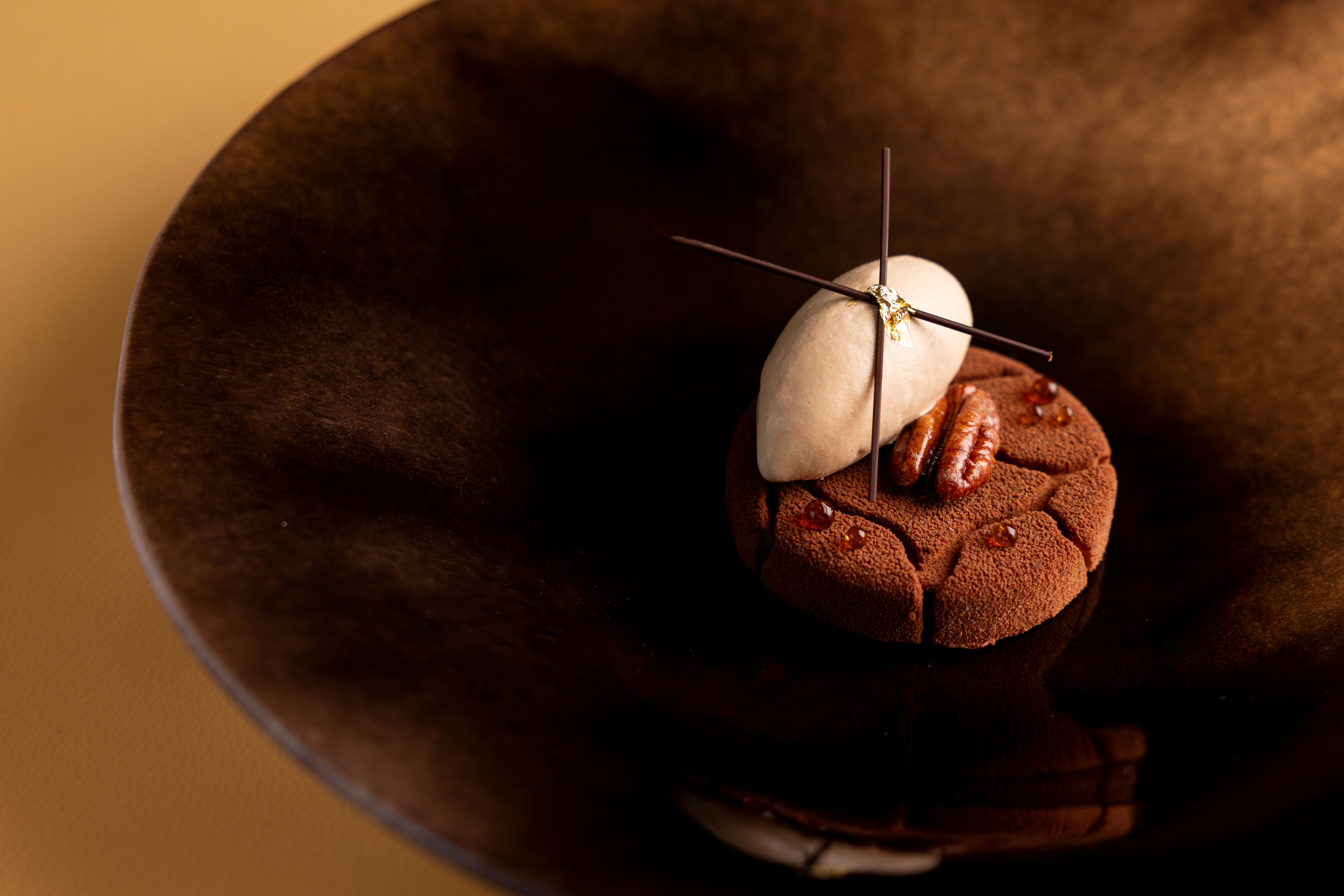 bonheur by matt ab&amp;eacute; london review