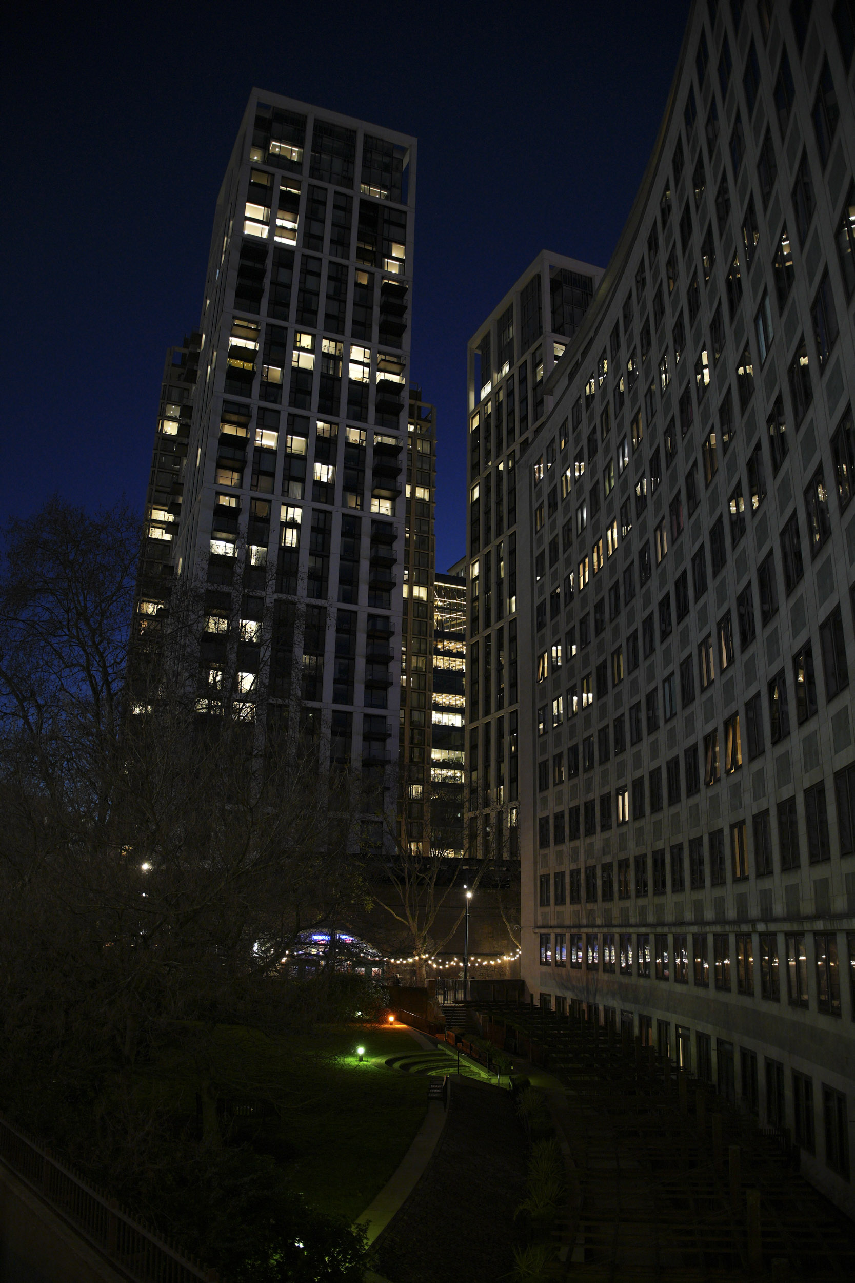 A test shot taken with the Sigma 17-40mm f1.8 DC Art lens to show its low light performance at night and in the blue hour of buildings in London
