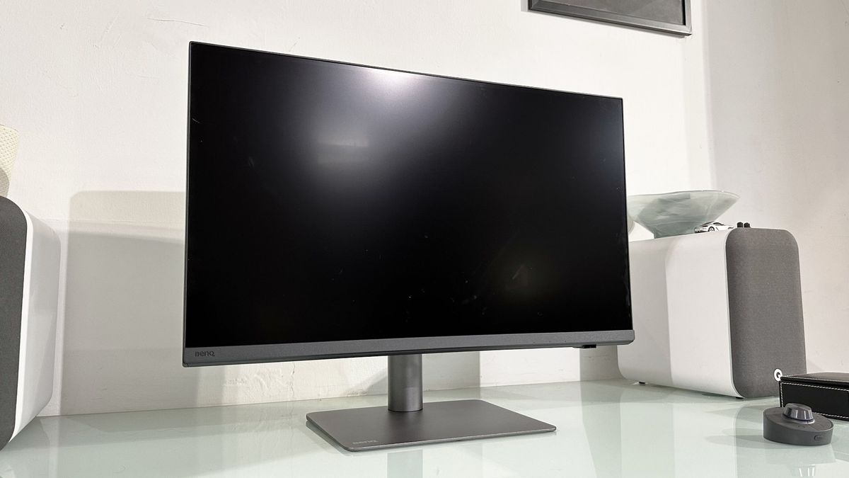 The BenQ Creative Pro PD2732U in a home office during our testing