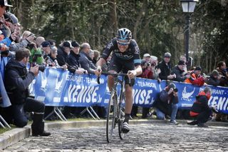 Rowe 'gutted' by untimely puncture in De Panne