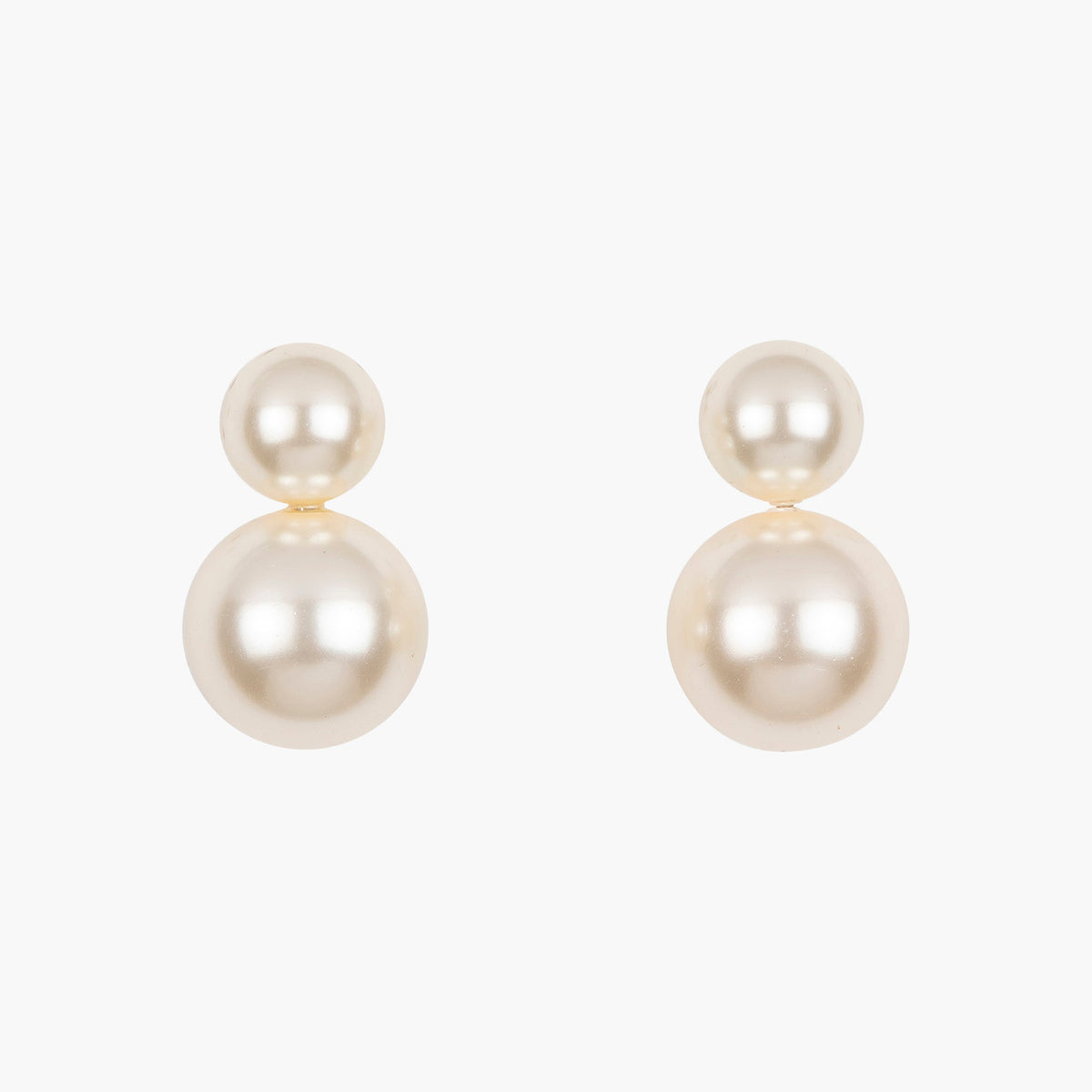 Iris Pearl Earrings -- Pearl