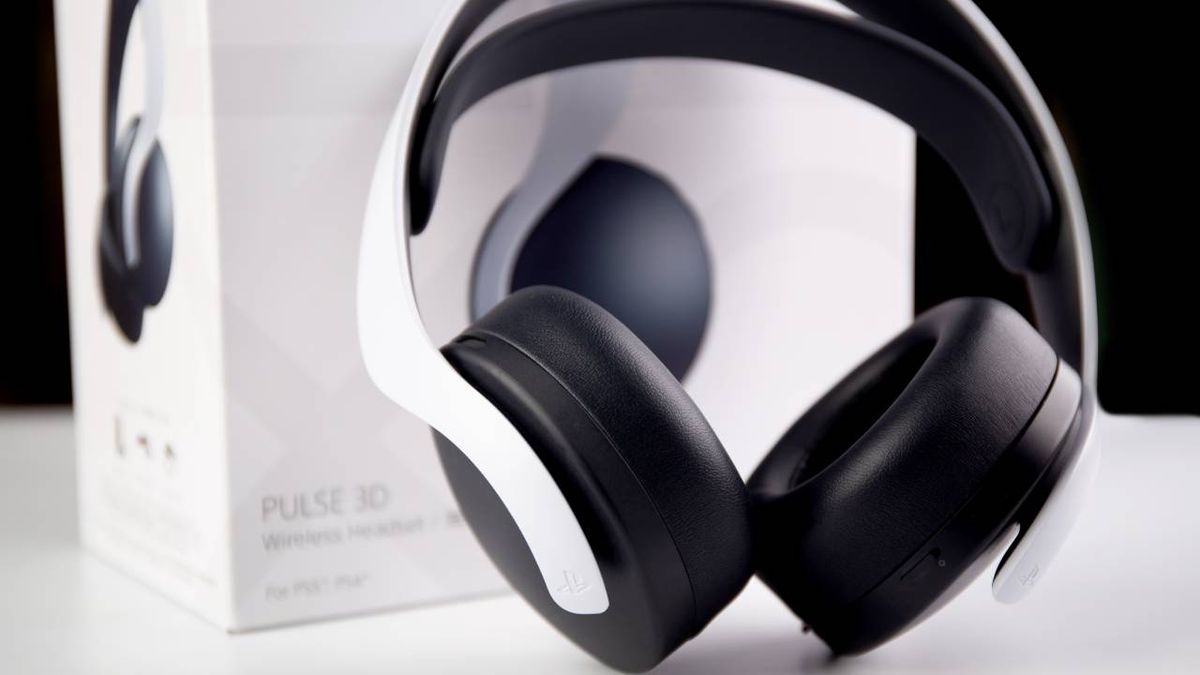 Sony PULSE 3D Wireless Gaming Headset for PS5, PS4, and PC