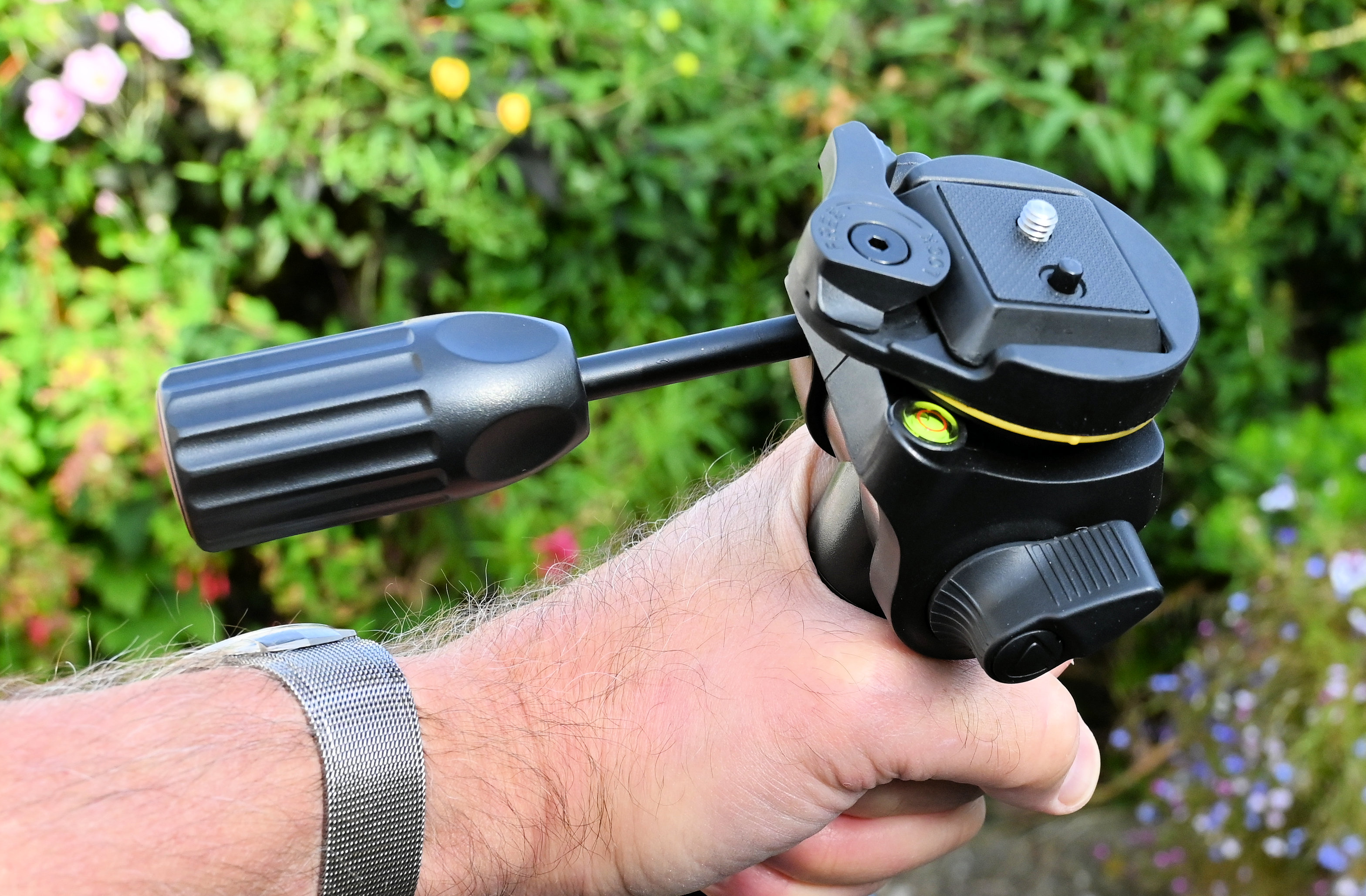 Vanguard Vesta 203AP tripod kit