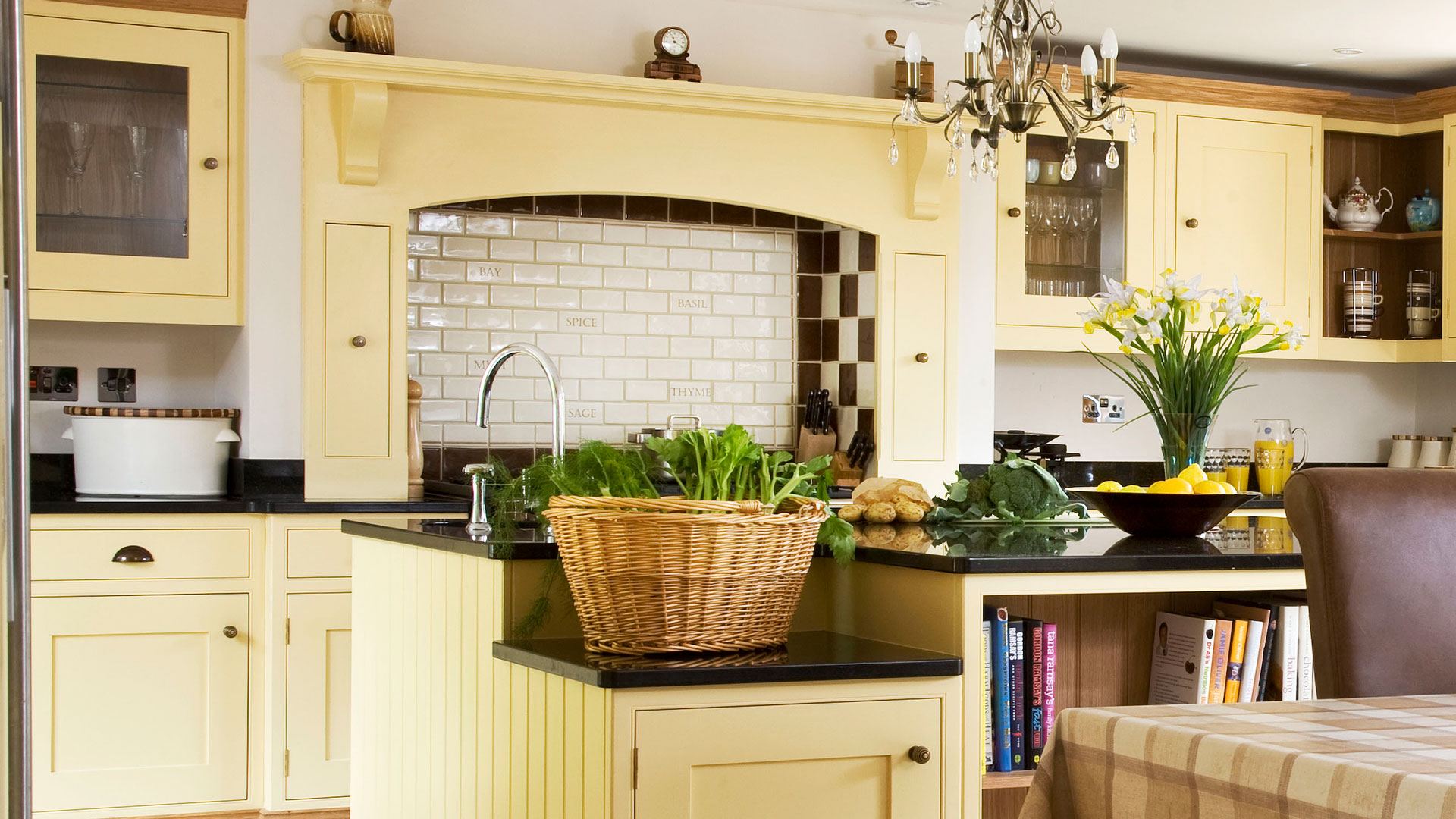 Butter yellow kitchen