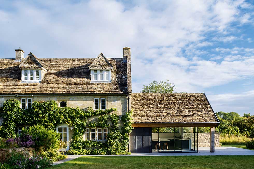 Grade II listed cottage renovated and extended