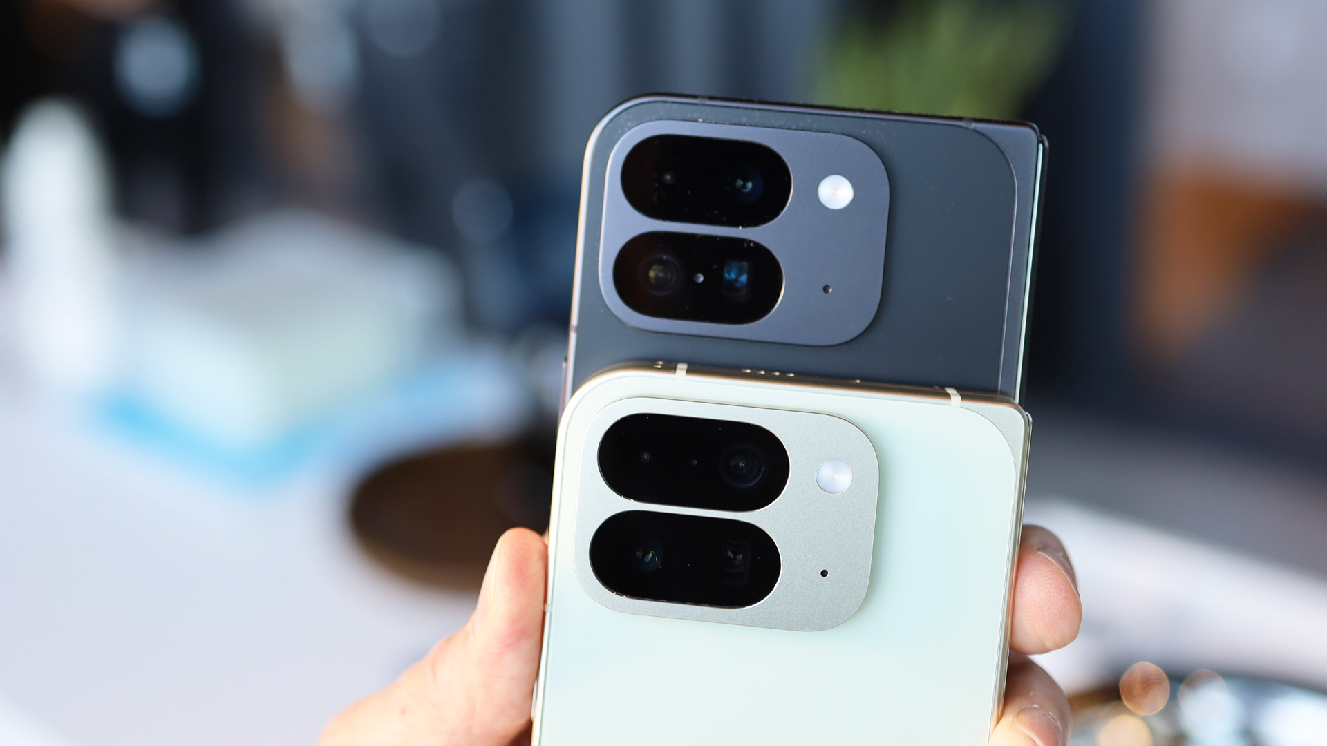 Google Pixel 10 Pro Fold HANDS ON