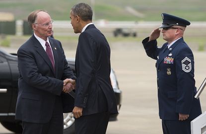 Alabama Gov. Robert Bentley greets President Obama.