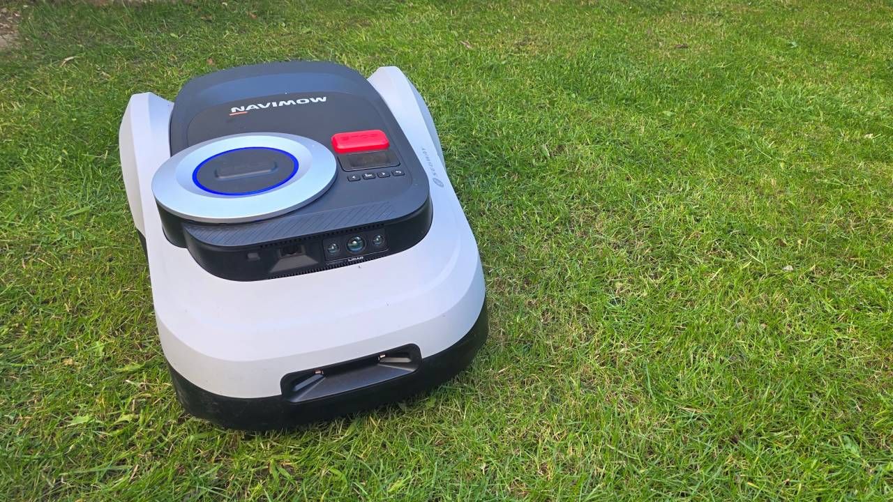 t3.com - Lee Bell - Segway Navimow i208 LiDAR review: a seriously clever robot mower that's best suited to bigger gardens