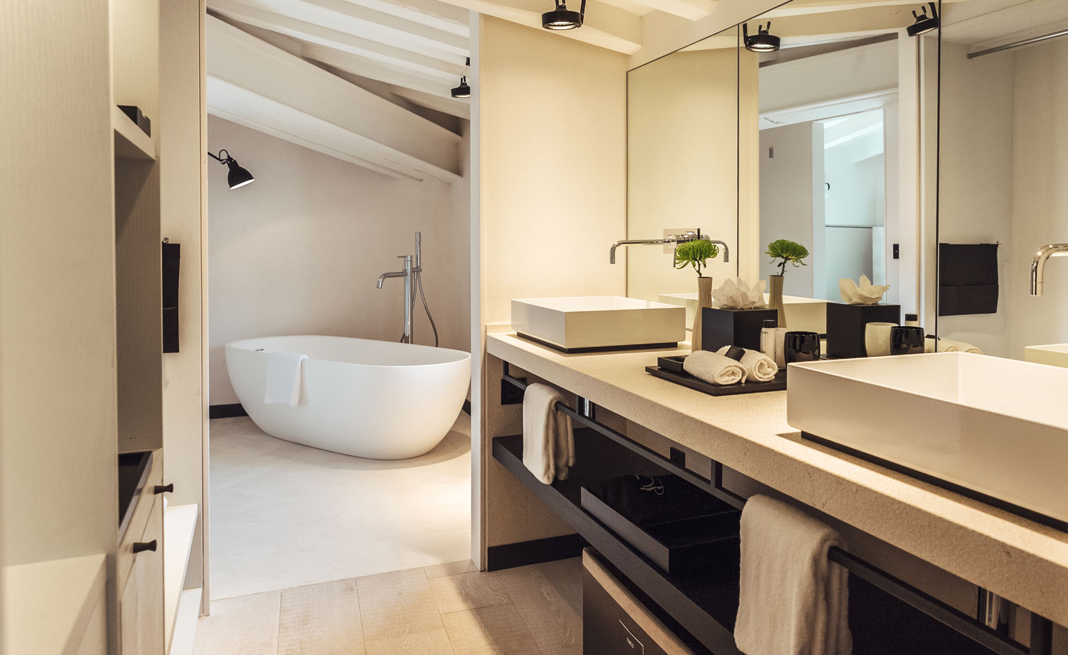 Hotel Sant Francesc — Mallorca, Spain - bathroom